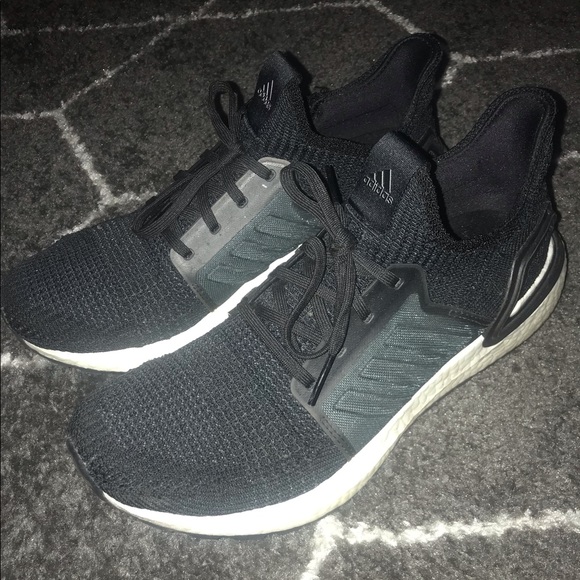 Adidas UltraBoost 19 ‘Core Black’